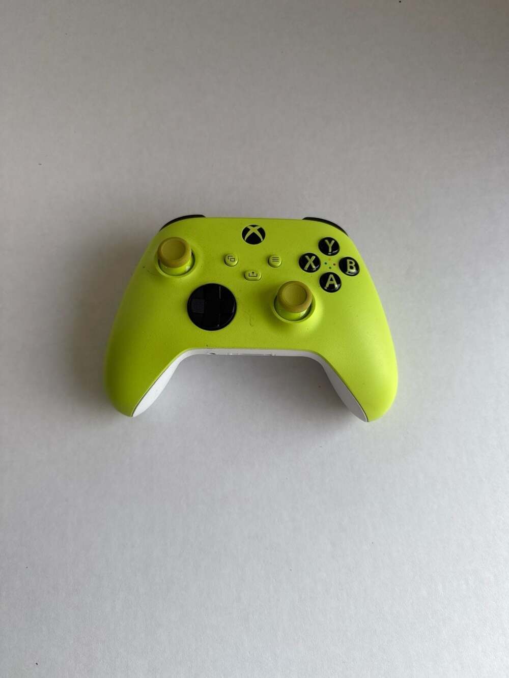 Microsoft Xbox Wireless Controller - Electric Volt (Series X|S)